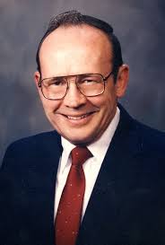 Willard Lindsay Obituary (2010)