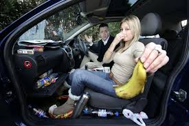 Banish Bad Smells From Your Car With Natural Air Fresheners Like Sachets Of Rosemary Or Lavender Eucalyptus Sprigs A Cup Of Coffee Messy Car Car Interior Car