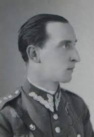 Edward Krupski's Instagram, Twitter & Facebook