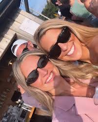 Shana Steigerwalt's Instagram, Twitter & Facebook