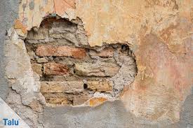 Betondachpfannen, bitumenschindeln oder stahlpfannen sind die ­preisgünstigsten lösungen für eine neueindeckung.tonziegel sind teurer, wobei die preisunterschie­de je nach ziegelform und deckungsart ebenfalls erheblich differieren können. Kernsanierung Kosten Je Qm Im Altbau Kosten Tabelle Kernsanierung Sanierung Altbau Sanierung