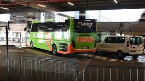 Galite mėgautis visais flixbus privalumais įjungę rinkodaros slapukus. Lyon Des Dizaines De Passagers D Un Flixbus Ont Ete Bloques Apres Une Suspicion De Coronavirus