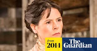 Elaine Cassidy at the Donmar: take control and cut the chit-chat
