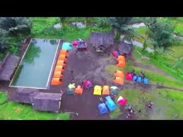 Curug citiis adalah salah satu tempat wisata yang berada di kabupaten tasikmalaya, tepatnya berlokasi di samping cipanas galunggung yang . Citiis Hotspring Tasikmalaya Pemandian Air Panas Citiis Youtube
