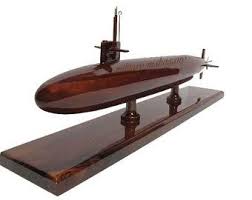 Er leitet sich von einem westslawischen wort für „schankwirt ab und ist im deutschen seit dem 14. German Wolf Pack Wwii U Boat U 99 Submarine Otto Kretschmer Etsy Model Planes Wood Model Balsa Wood Models