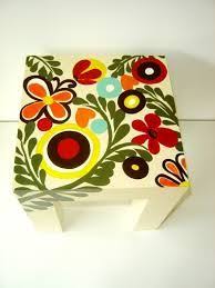 Mesas Pintadas Divertidas Buscar Con Google Mesas Pintadas Cajas Pintadas Sillas De Madera Pintadas