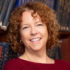 Karen Dillon's Instagram, Twitter & Facebook