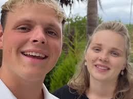 Delte videoer time for time: Nu er det kristne TikTok-par Daniel og Debbie  forældre