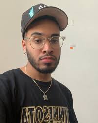 Chris Paredes (@chriswall.s) • Instagram photos and videos