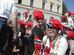 This is russ 17 mai 480p by dexcellent on vimeo, the home for high quality videos and the people who love them. File Russ Passing By The Royal Castle In Oslo May 17th 2002 Jpeg Wikimedia Commons