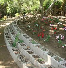 40 Luxus Diy Cinder Block Garden Design Ideen Gartenbau Gardendesign Block Cinder Design Diygardendesign G Garten Landschaftsbau Garten Design Garten