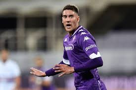 Srpski napadač dušan vlahović nalazi se nadomak prelaska u atletiko madrid. Vlahovic Al Fantacalcio Sara Ancora Rigorista Cosa Fare All Asta