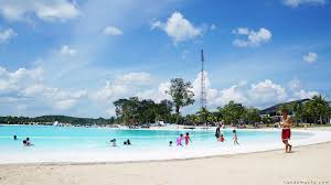 Kolam renang olimpiade/kompetisi renang internasional. Treasure Bay Kolam Renang Rasa Pantai Di Bintan Liandamarta Com
