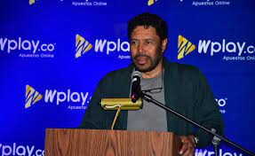 Wplay.co, la primera plataforma autorizada por coljuegos para operar apuestas deportivas por internet, junto con rené higuita, lanzó la campaña ''sangre de hincha'', que busca unir a los. Wplay Co Y Rene Higuita Unidos Por Una Causa Social Guapacho Com