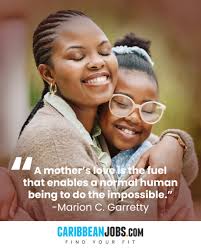 Thalia Howell's Instagram, Twitter & Facebook