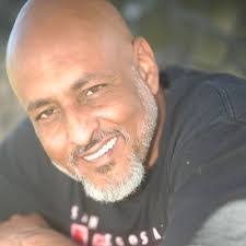 Robert Ramos's Instagram, Twitter & Facebook