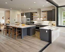 20 Amazing Large Kitchen Design Ideas Style Motivation Large Kitchen Design Large Kitchen Large Kitchen Layout