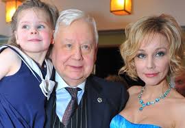 Зудина едва не разрыдалась после вопросов о табакове. Marina Zudina Vspomnila O Svoih Abortah Zvyozdy Ru