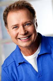 With the holidays approaching here are 2 GREAT books by 2 GREAT people 👍  Vincent Paterson and Bill Whitfield. Available