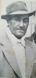 My grandmother la Loloma Twentyman Park, was a citizen of 3 counties!  Australia, Fiji &New Zealand.