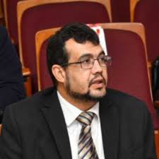 Can anyone help me to interpret LC-MS with a database?