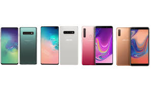 Zunächst die wesentlichen daten und unterschiede im überblick Galaxy Vergleich S10 S10 Vs Galaxy A9 Und A7 2018 Handy De