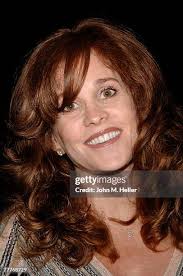 Linda Molitor's Instagram, Twitter & Facebook