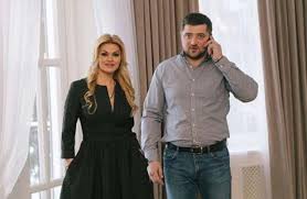 Несмотря на замужество и рождение ребенка, в семье ирины круг и сергея белоусова не всегда все было гладко. Familiya Iriny Krug Irina Krug Rozhdenie Tretego Rebyonka Polnostyu Izmenilo Moyu Zhizn Eksklyuzivnoe Intervyu S Rossijskoj Pevicej Vdovoj Shansone Mihaila Kruga