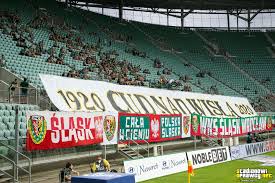 Śląsk wrocław's home form is very good with the following results : Galeria Slask Wroclaw Piast Gliwice 22 08 2020 Stadionowi Oprawcy