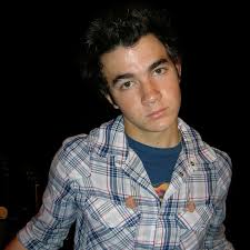 Swipe to shave @joejonas' quarantine beard ✂️