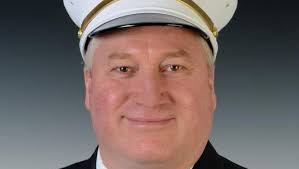 New fire chief promotes girlfriend's brother