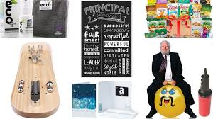 If you have a great boss, show your gratitude for all he does and is with a thoughtful boss's day gift. Principal Gift Ideas What To Buy Your Boss Weareteachers