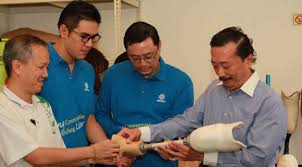 He joined berjaya group berhad in 1995 as an executive and subsequently became the general manager, corporate affairs in 1997. Berjaya Corporation Berhad