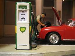 die bp zapfsaule entstand nach einem vorbild von 1958 oldtimer radio tankstelle oldtimer