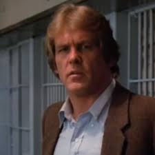 La increíble transformación de Jack Cates, el protagonista de la película  "48 Horas”