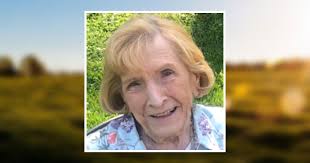 Helen Wakefield Obituary December 9, 2021