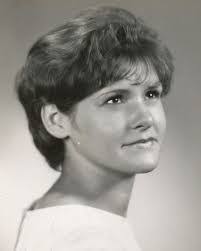 Julie Showalter's Instagram, Twitter & Facebook