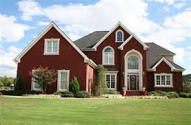 From modern to farmhouse and cottage, white looks incredible paired up with a pop of color on the door or a dark contrast paint color on the trim. Evandetayaavv Best Exterior Paint Colors For Joise Woth Red Brick Best Exterior House Trim Colors Entrance Ideas House