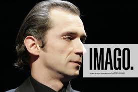 Schauspieler Robert Beyer anlässlich der Fotoprobe zu Henrik Ibsens