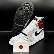 Air Jordan 1 High Og Light Smoke Grey 555088 126 In 2020 Air Jordans Jordan 1 High Og Jordans