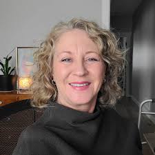 What primary doctors in Alexandria MN specialize in women's health and  menopausal issues?