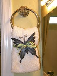 Decorative bathroom towels home design ideas. 25 Creatively Easy Decorative Towels For Bathroom Ideas