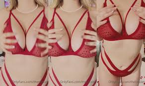 Thenicolet Being Naughty In Her Slutty Valentines Day Outfit | PimpBunny
