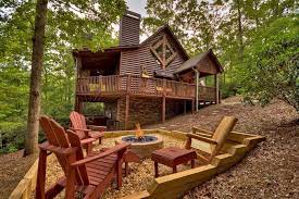 A free grocery shopping service, a grocery/convenience store, and a hair salon are also on offer. Stargazer In Mineral Bluff North Ga Cabin Rental
