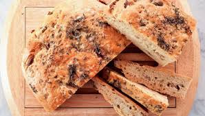 Focaccia A La Biere Et Aux Olives Focaccia Levure De Boulanger Deshydratee Olives