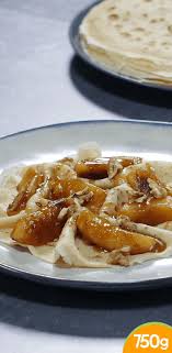 Recette Crepes Aux Pommes Poelees Sauce Caramel Beurre Sale Et Noix 750g Recette Poelees Sauce Caramel Beurre Sale Sauce Caramel