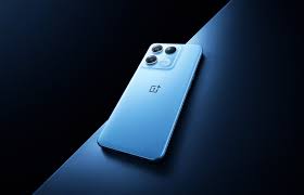 Das OnePlus Ace Racing Edition startet ...