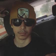 Rack and pinion boots twisting up