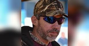 Keenan Bell's Instagram, Twitter & Facebook