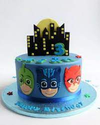 Simple plastic figures on top turn a gorgeous layer cake into. Pin On Birthday Cake Design Ideas